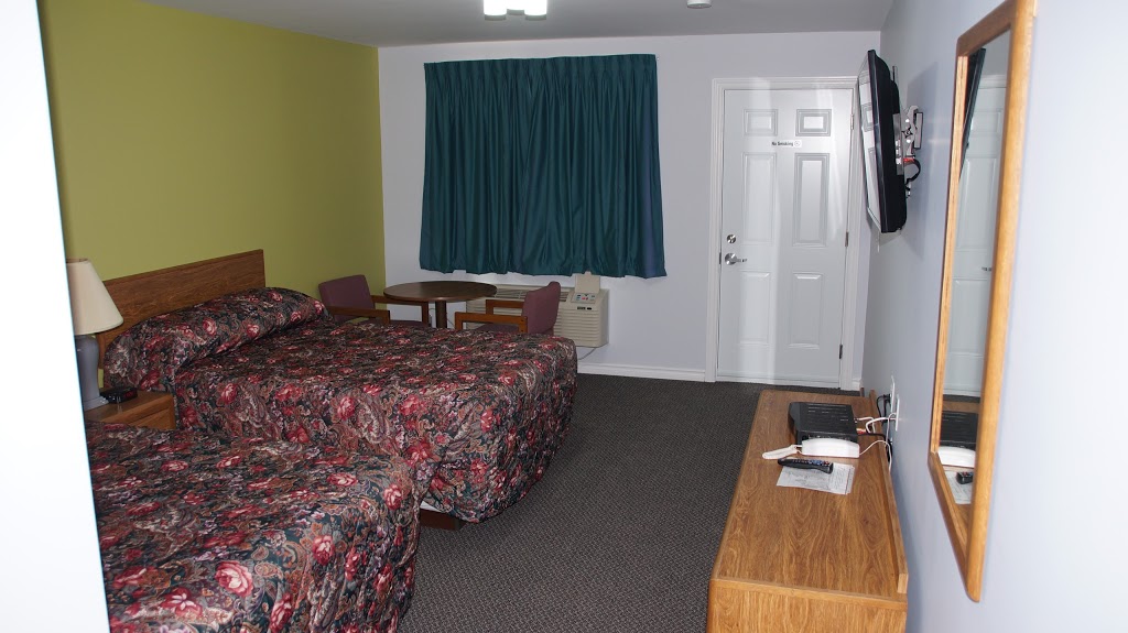 Robyns Motel | 1136 Hwy 7, Peterborough, ON K9J 6X8, Canada | Phone: (705) 745-3225