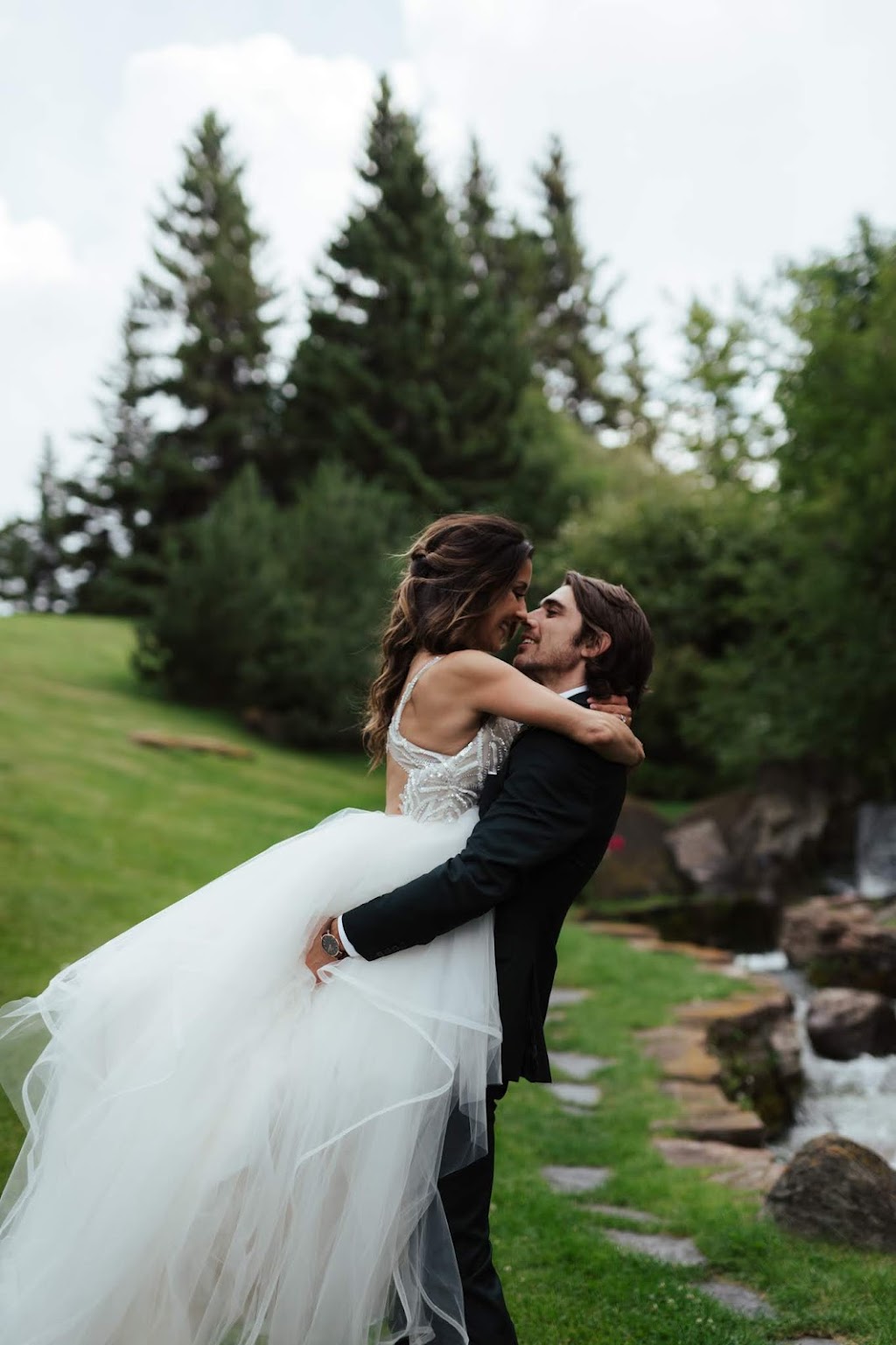 Boutiq Weddings and Events | 109 Valley Crest Ct NW, Calgary, AB T3B 5Y9, Canada | Phone: (403) 519-7731