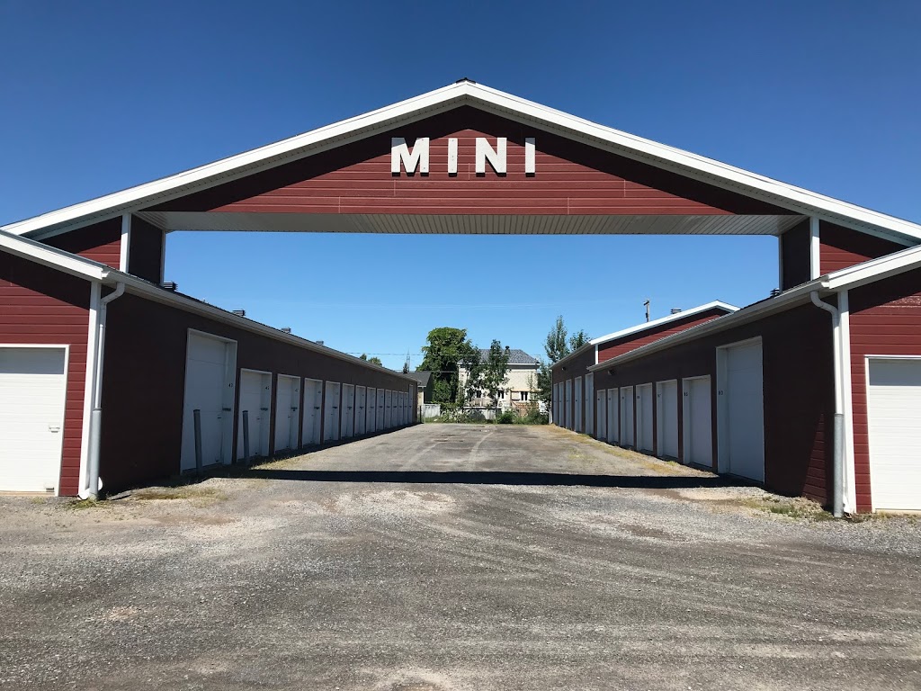 Mini-Entrepots Sud-Ouest | 101 Rue Royale Et 165 rue Royale (2 emplacements, Les Coteaux, QC J7X 1A6, Canada | Phone: (450) 217-2350