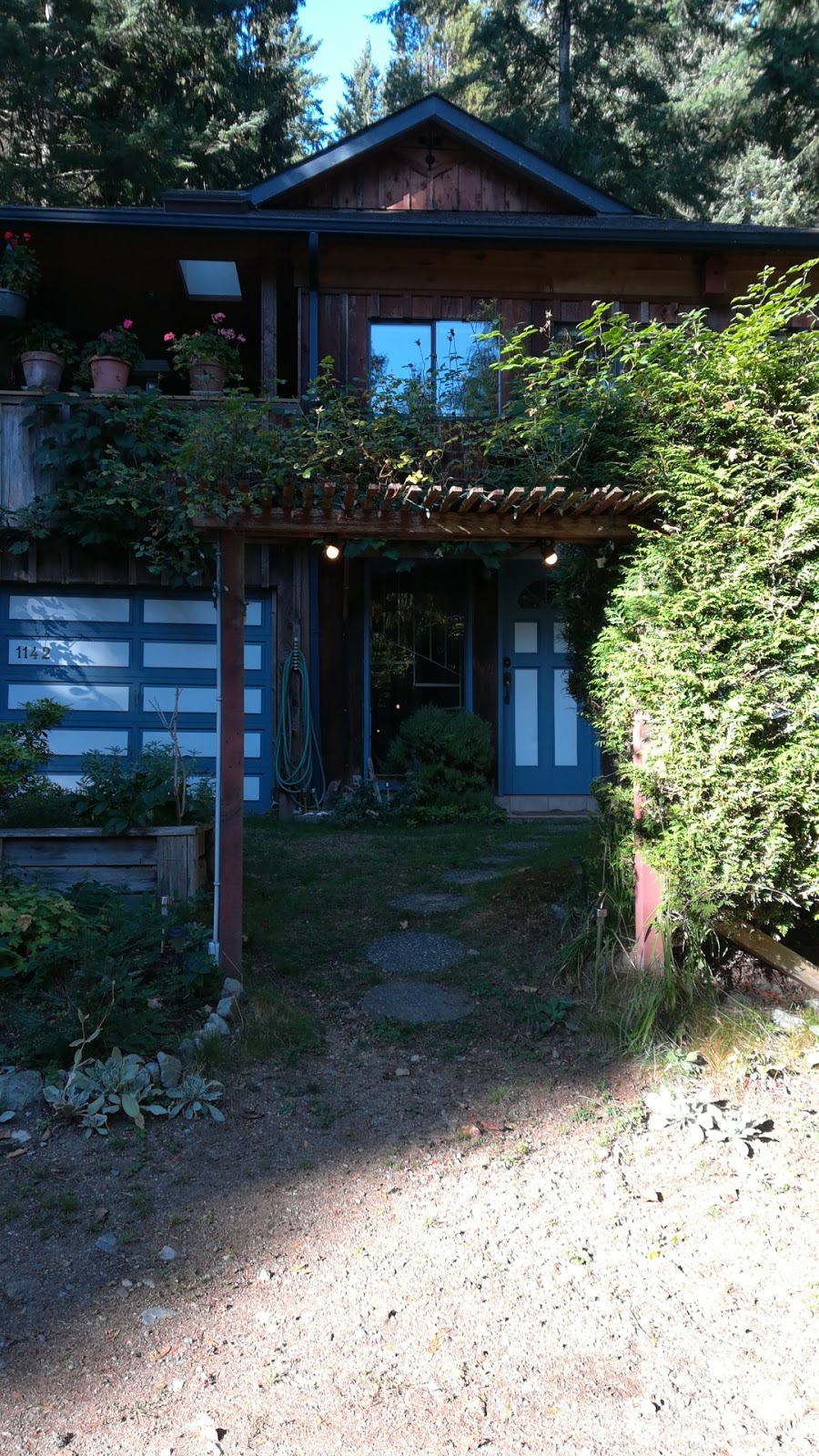 Seven Hills B&B | 1142 Miller Rd, Bowen Island, BC V0N 1G1, Canada | Phone: (604) 947-2171