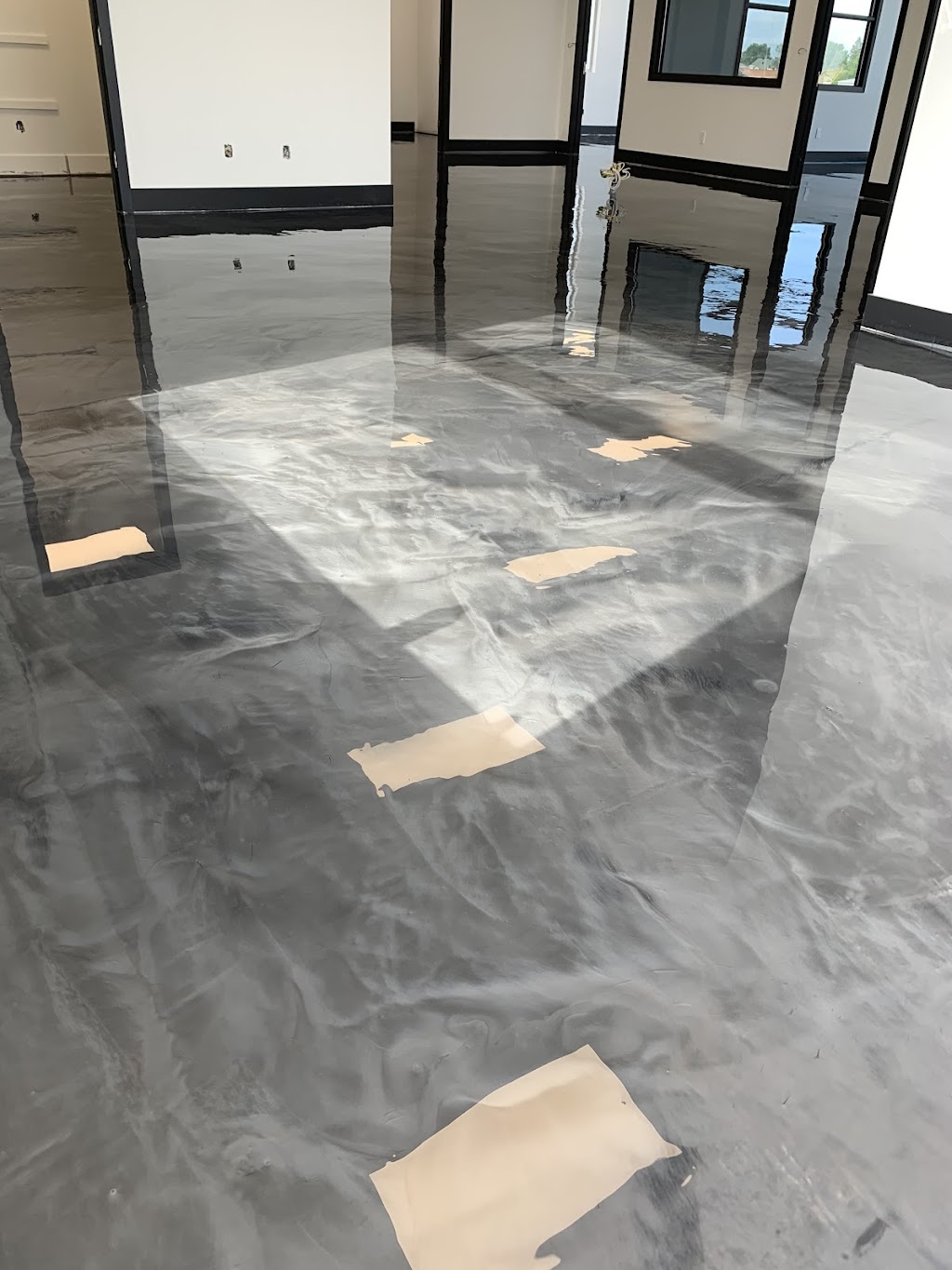 Optik Garage Inc. - Revêtement de plancher en époxy | 32 Rue des Érables, Saint-Rémi, QC J0L 2L0, Canada | Phone: (514) 918-0015