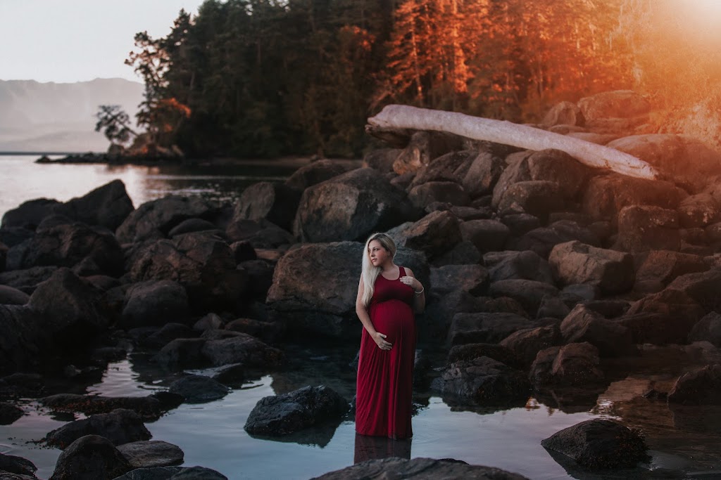 Amanda Lee Photography | 726 Lampson St #205, Victoria, BC V9A 6A6, Canada | Phone: (250) 402-8509