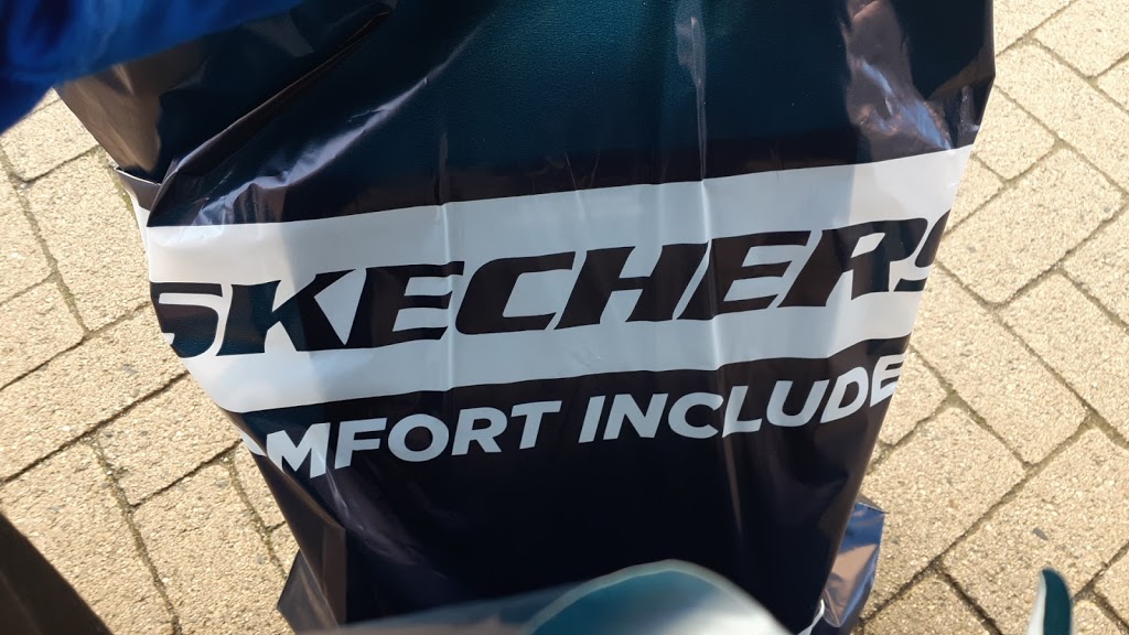 SKECHERS Factory Outlet | 7899 Templeton Station Rd, Richmond, BC V7B 0B7, Canada | Phone: (604) 278-7590