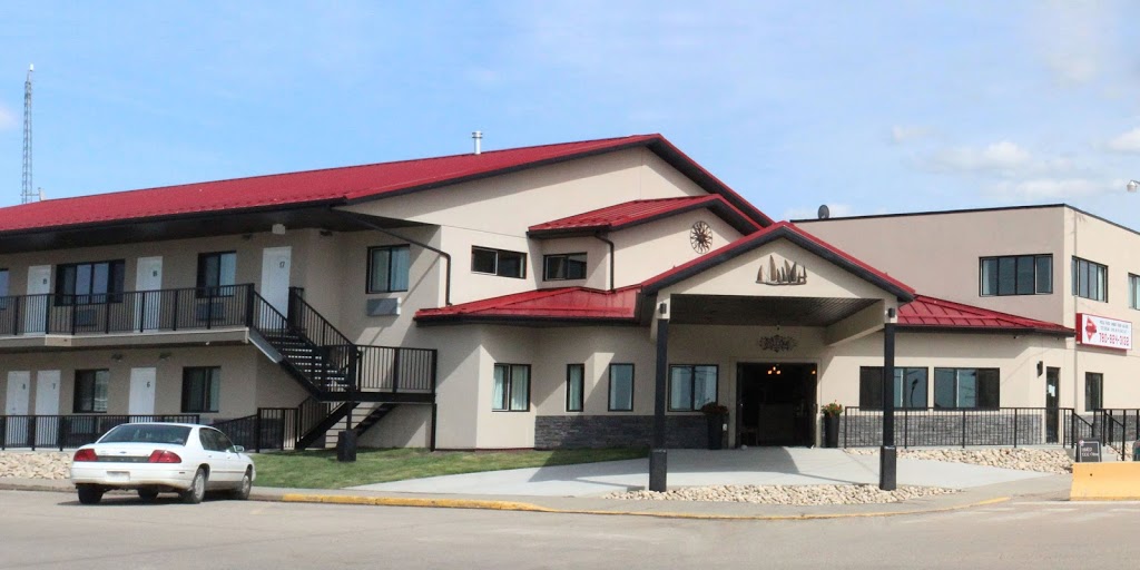 Alberta Beach Inn And Suites | 4939 50 Ave, Alberta Beach, AB T0E 0A0, Canada | Phone: (587) 763-0351