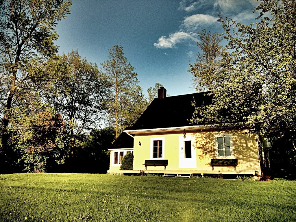 La Maison du Jardinier | 51 Chemin de la Vieille Église, Lotbinière, QC G0S 1S0, Canada | Phone: (418) 956-9810