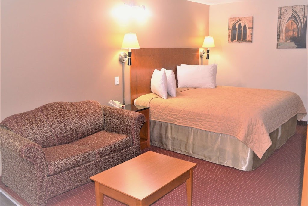 Knights Inn Arnprior | 175 Daniel St S, Arnprior, ON K7S 2L9, Canada | Phone: (613) 623-4271