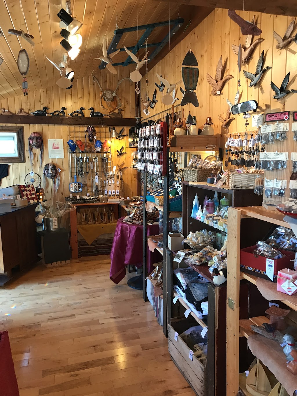 Quai General Store | 850 Rue Victoria, La Baie, QC G7B 0K1, Canada | Phone: (418) 306-2282