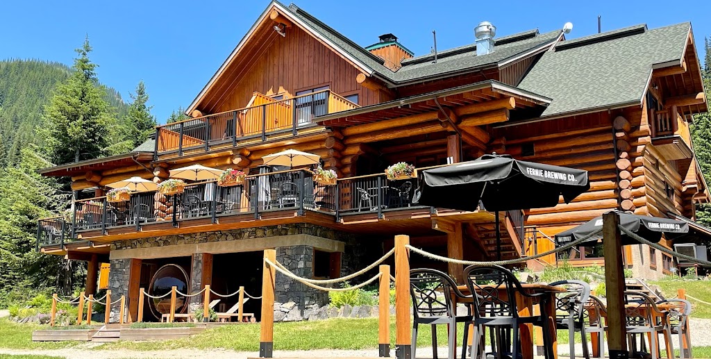 Island Lake Lodge | Cedar Ave, Fernie, BC V0B 1M0, Canada | Phone: (250) 423-3700