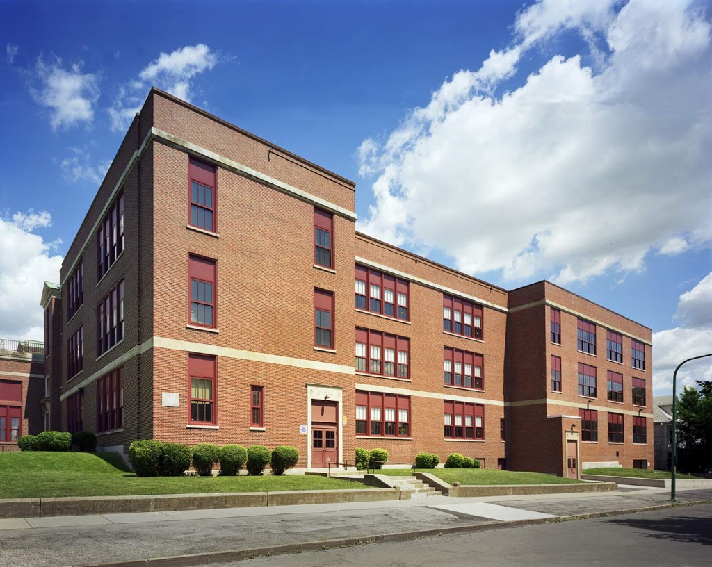 DYouville Porter School | 255 Porter Ave, Buffalo, NY 14201, USA | Phone: (716) 816-3120