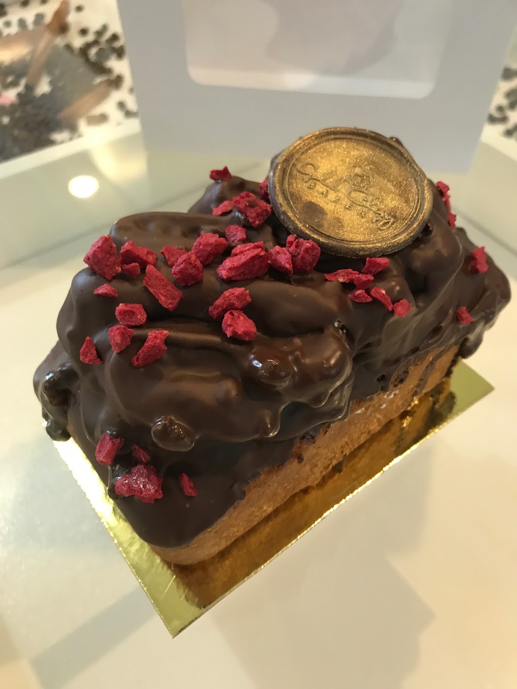 GOLD CHERRY BAKERY | 233 Lakeshore Rd E, Mississauga, ON L5G 1G8, Canada | Phone: (905) 274-2253