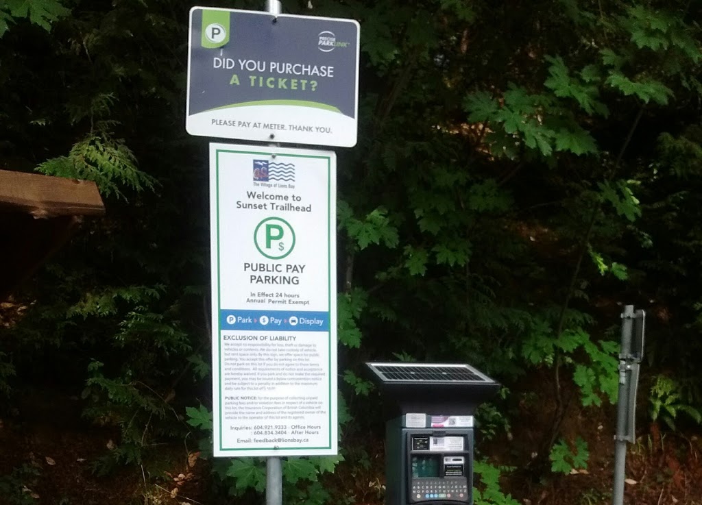 Sunset Trailhead Public Pay Parking | 10 Sunset Dr, Lions Bay, BC V0N 2E0, Canada | Phone: (604) 921-9333