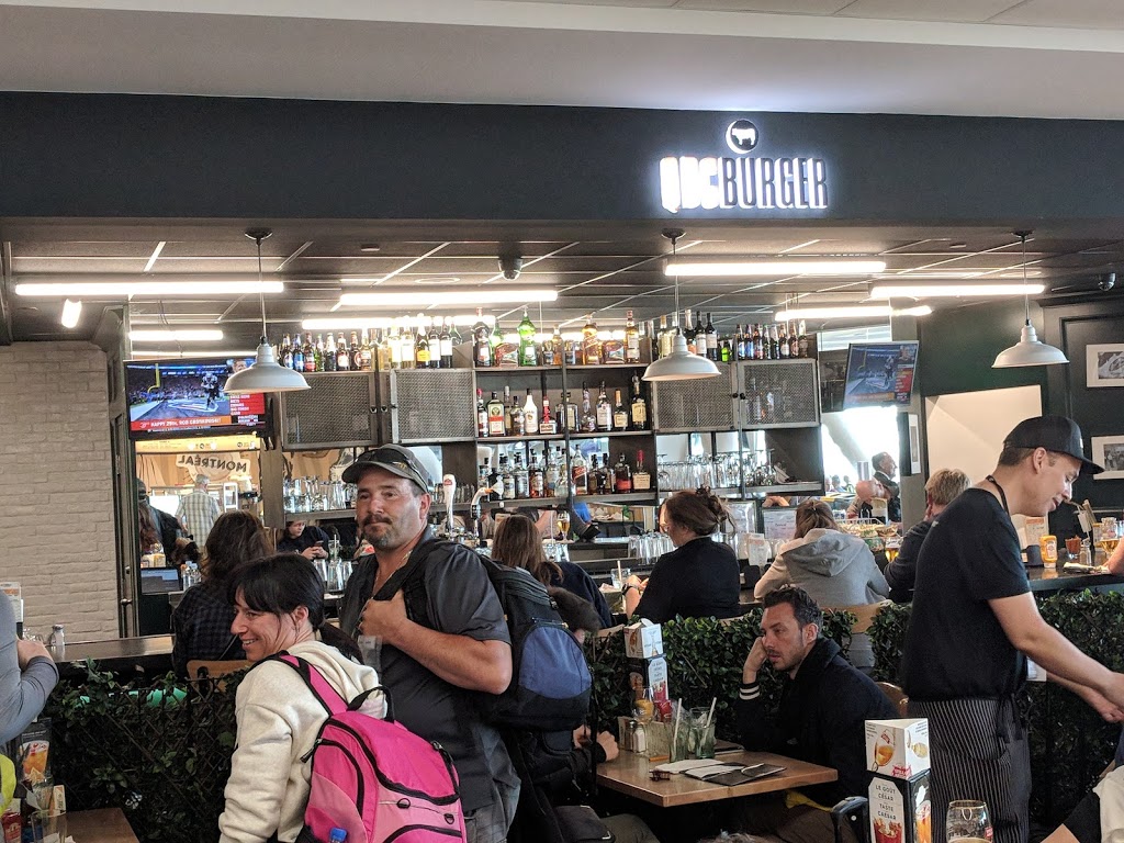 QDC Burger | Aéroport international Pierre-Elliott-Trudeau de Montréal, Dorval, QC H4Y 0A2, Canada