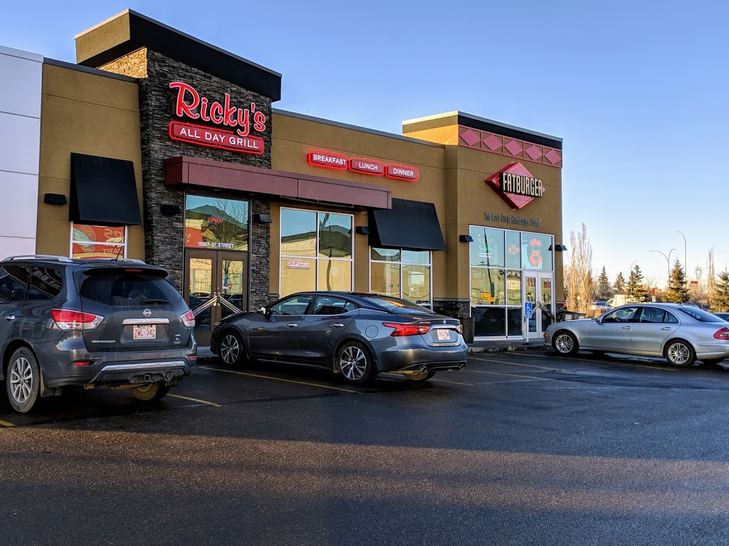 Fatburger | 15987 97 St NW, Edmonton, AB T5Z 0C7, Canada | Phone: (780) 478-6011