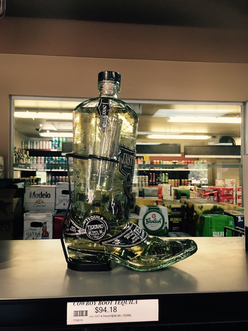 Hidden Valley liquor store | 10097 Hidden Valley Dr NW, Calgary, AB T3A 5Z7, Canada | Phone: (403) 770-0748