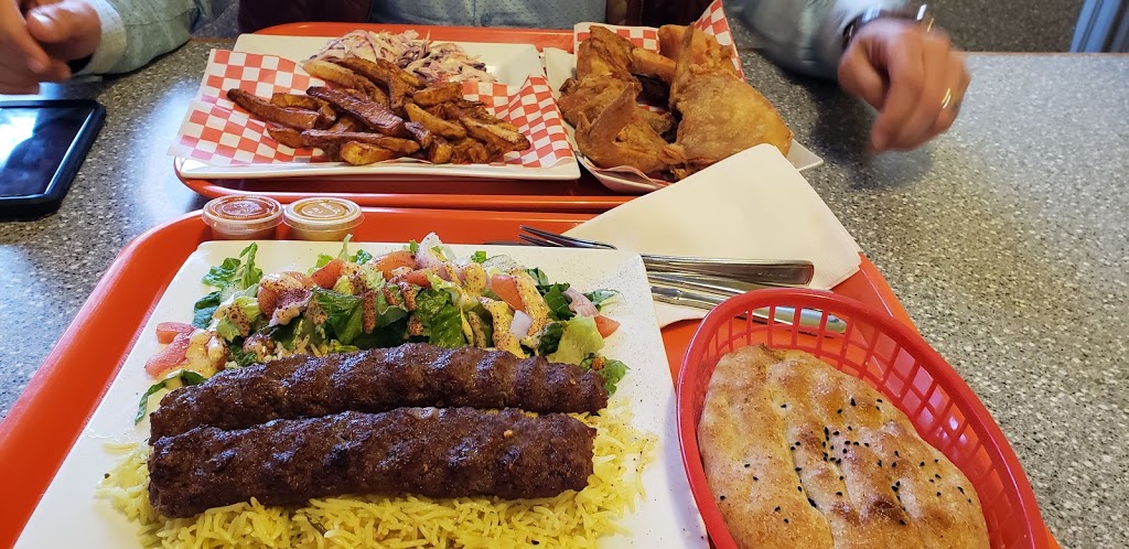 Laziz Broast & Mix Grill, Broast Ottawa | 1900 Innes Rd, Gloucester, ON K1B 3K5, Canada | Phone: (613) 746-6111