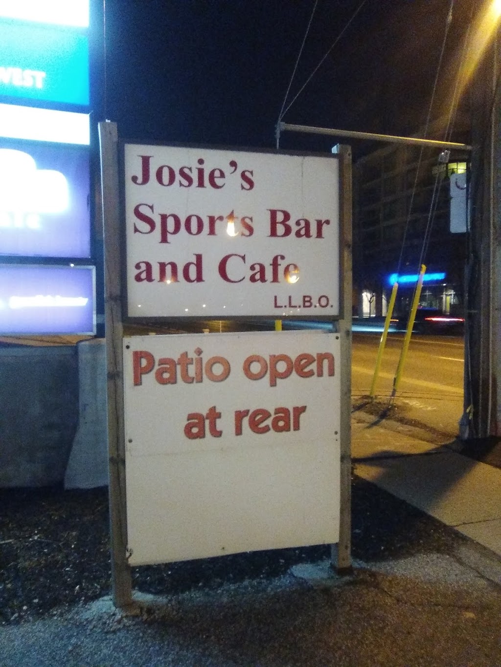 Josies Sports Bar & Cafe | 881 Sheppard Ave W, North York, ON M3H 2T4, Canada | Phone: (416) 633-4776