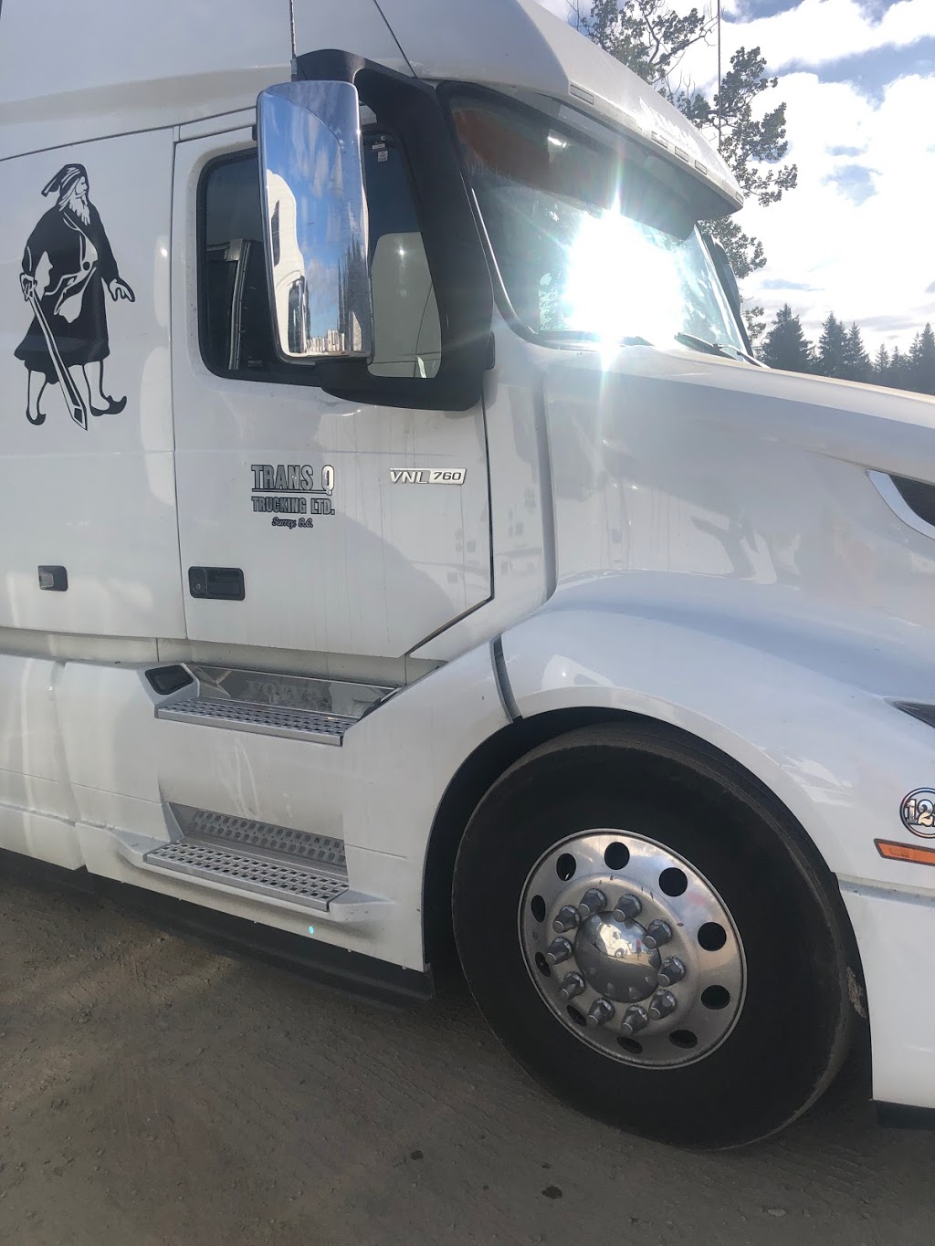 Trans Q Trucking Ltd | 4386 168 St, Surrey, BC V3W 0L2, Canada | Phone: (604) 372-1313