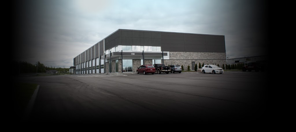 Camions Bécancour | 1700 Boulevard de Port Royal, Bécancour, QC G9H 1X6, Canada | Phone: (819) 233-3337