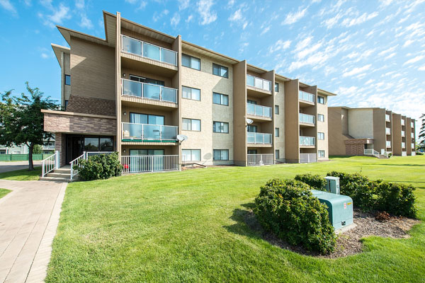 Luminere Apartments | 10702/06, 10 99 Ave, Morinville, AB T8R 1M5, Canada | Phone: (780) 288-8890