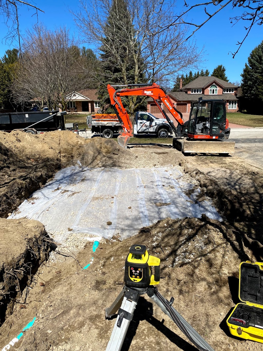 Diggin’It - Simcoe Excavation & Demolition | 3553 20th Sideroad, Innisfil, ON L9S 4J5, Canada | Phone: (416) 700-7104