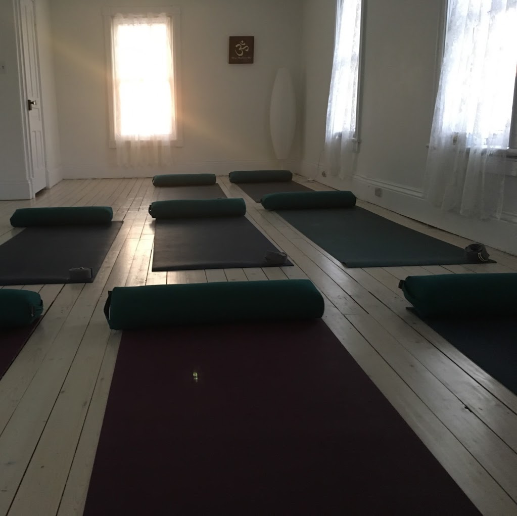 Yoga Truly ﻿ | 14 Elizabeth St, Grimsby, ON L3M 3K3, Canada | Phone: (289) 407-9453