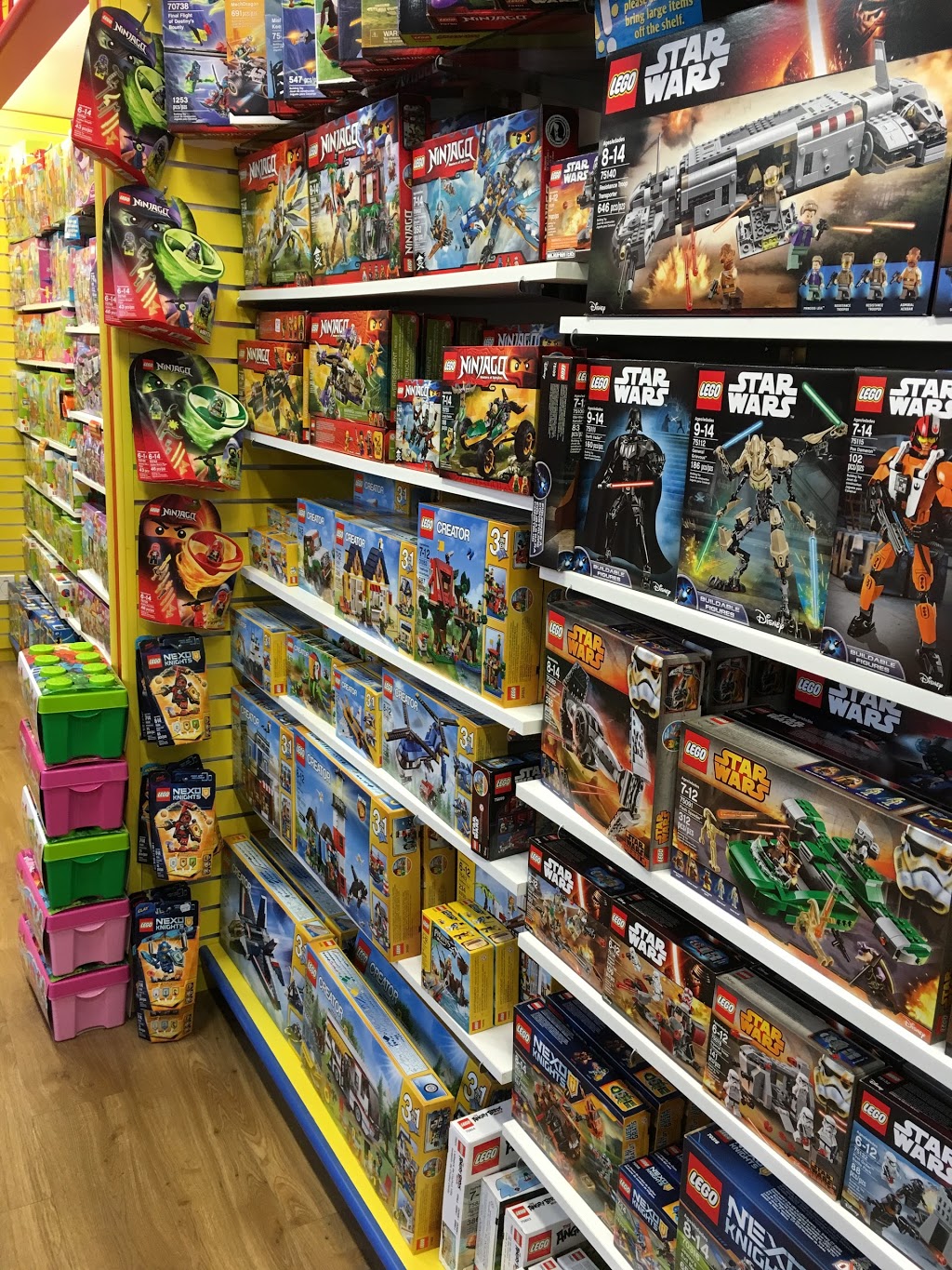 Mastermind Toys | 405 King St N, Waterloo, ON N2J 2Z4, Canada | Phone: (519) 747-8063