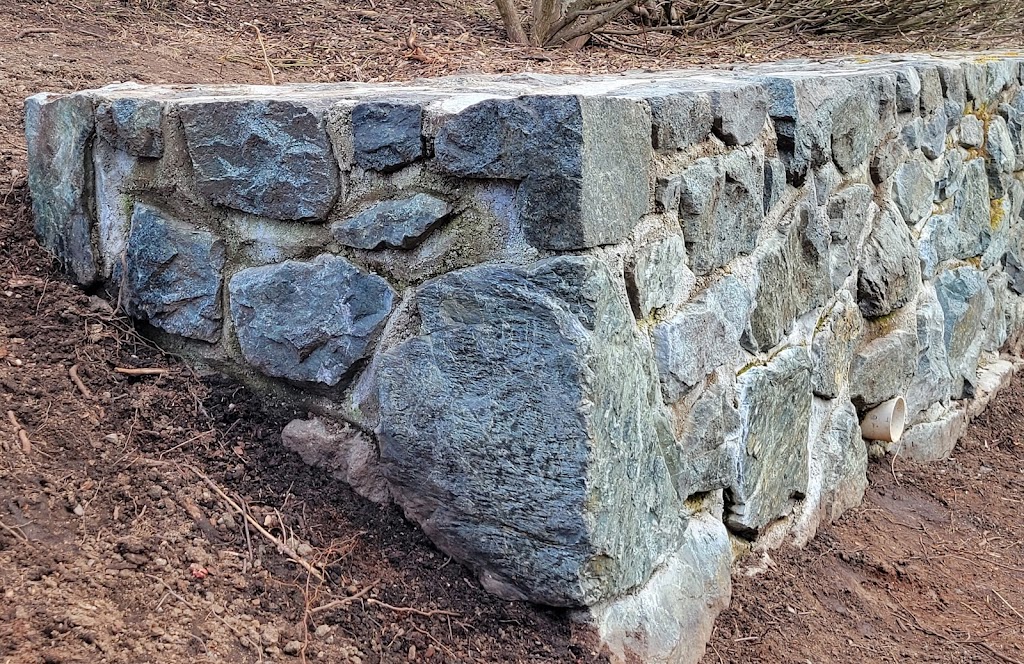 Nanaimo Retaining Wall Pros | 436 Georgia Ave, Nanaimo, BC V9R 1S3, Canada | Phone: (236) 362-0733