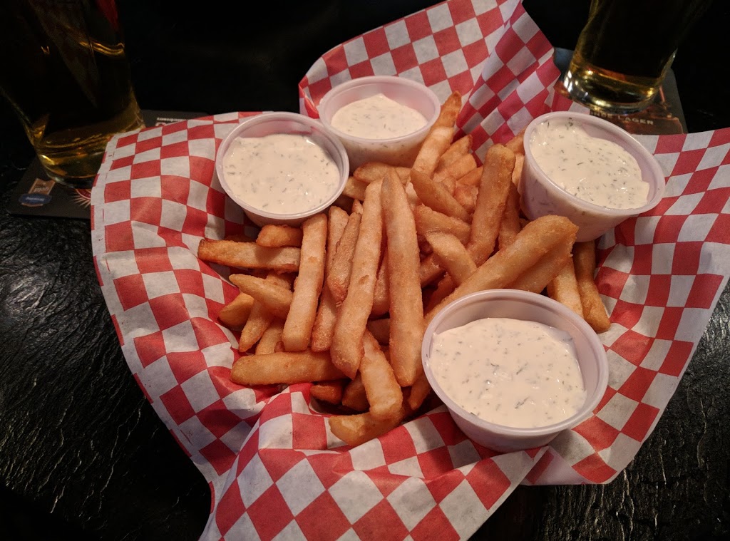 The Three Monkeys Pub | 1585 Warden Ave, Scarborough, ON M1R 2S9, Canada | Phone: (416) 609-1511