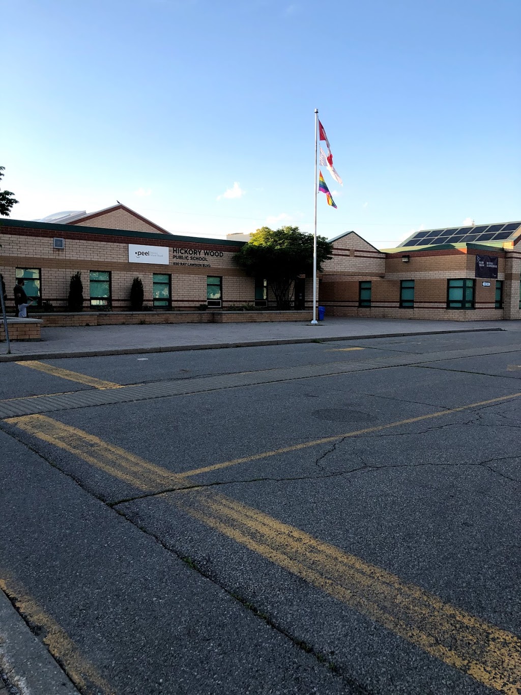 Hickory Wood Public School | 630 Ray Lawson Blvd, Brampton, ON L6Y 4W8, Canada | Phone: (905) 451-3444