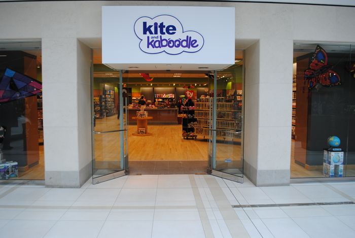 Kite and Kaboodle | 1225, St Marys Rd #3A, Winnipeg, MB R2M 5E5, Canada | Phone: (204) 257-4595