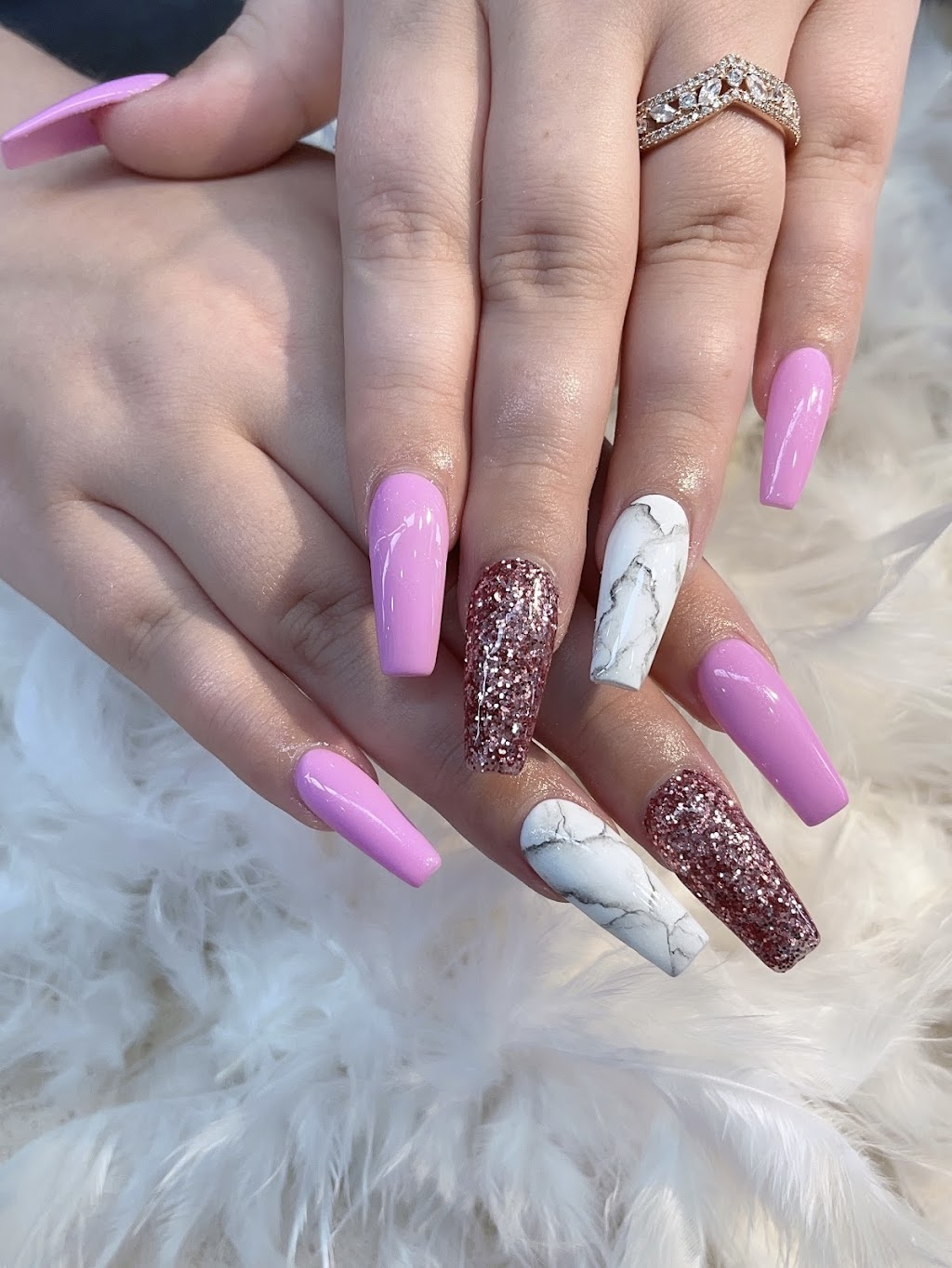 Fashion Nails & Spa | 3050 Garden St, Whitby, ON L1R 2G7, Canada | Phone: (905) 430-0199