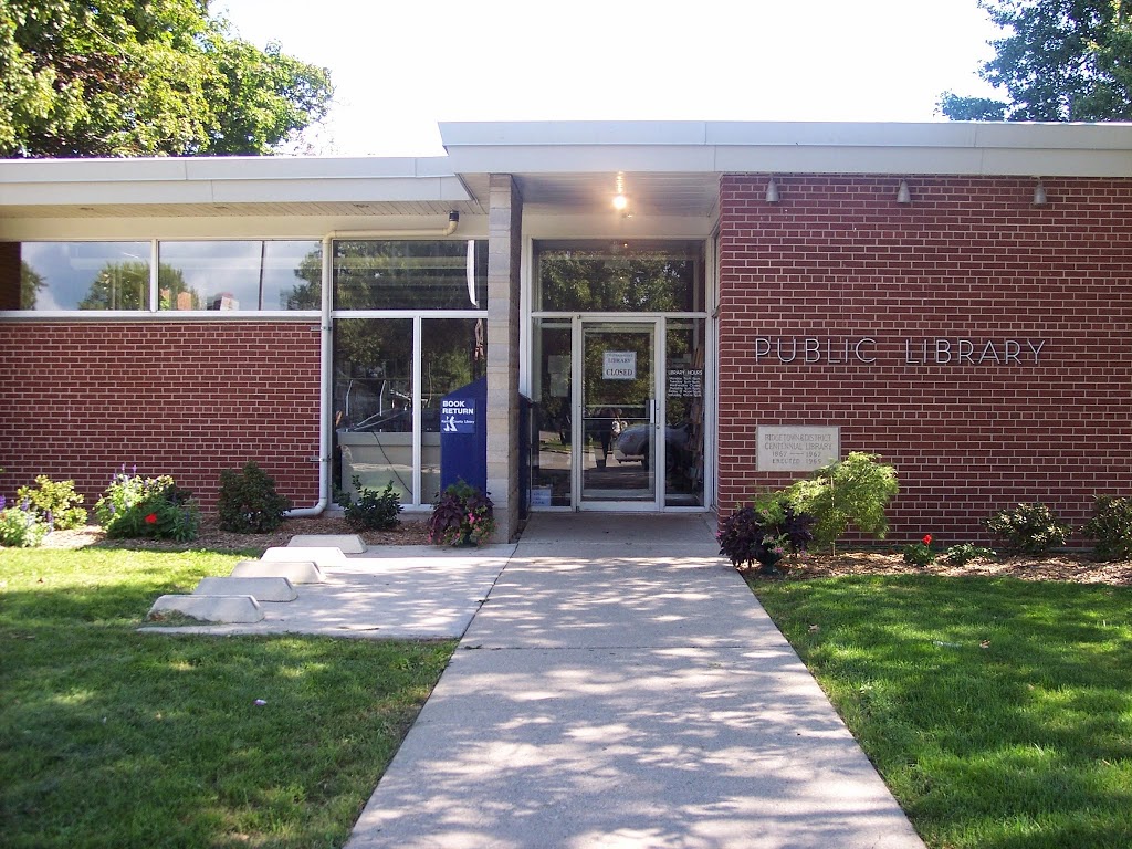 Chatham-Kent Public Library - Ridgetown Branch | 54 Main St W, Ridgetown, ON N0P 2C0, Canada | Phone: (519) 674-3121