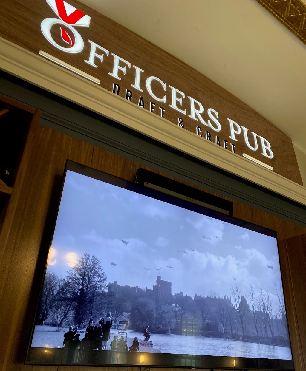 Officers Pub | 150 Dieppe Drive SW, Calgary, AB T3E 7L4, Canada | Phone: (587) 885-1995