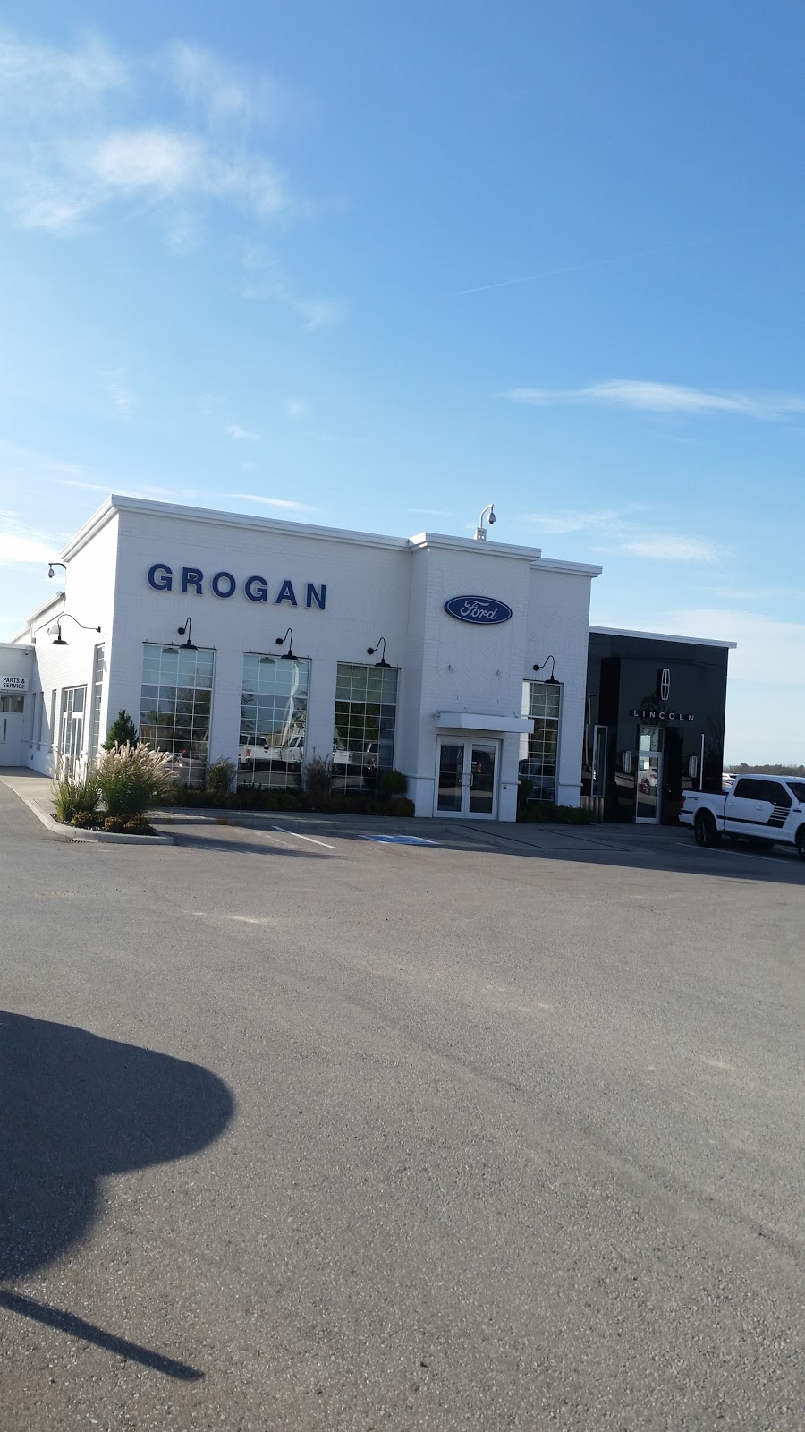 Grogan Ford Lincoln | 5437 Nauvoo Rd, Watford, ON N0M 2S0, Canada | Phone: (519) 849-7000