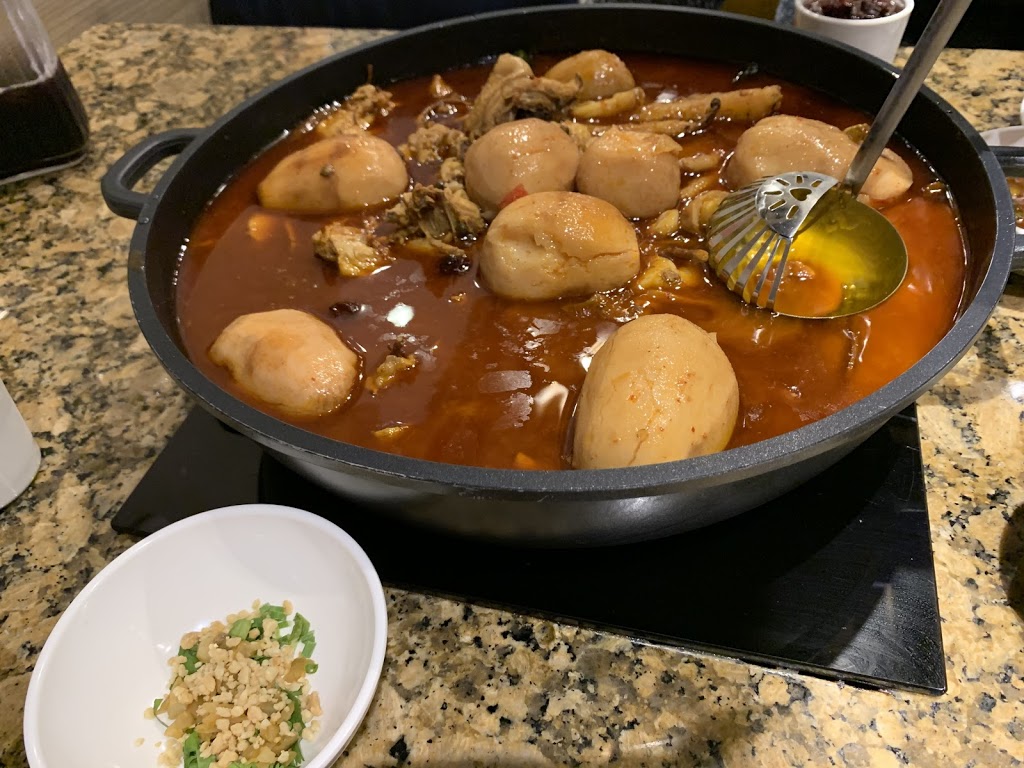 本拿比李子坝梁山鸡LIZIBA CHONGQING CHICKEN POT | #103-4501, Kingsway, Burnaby, BC V5H 0E5, Canada | Phone: (778) 870-8999