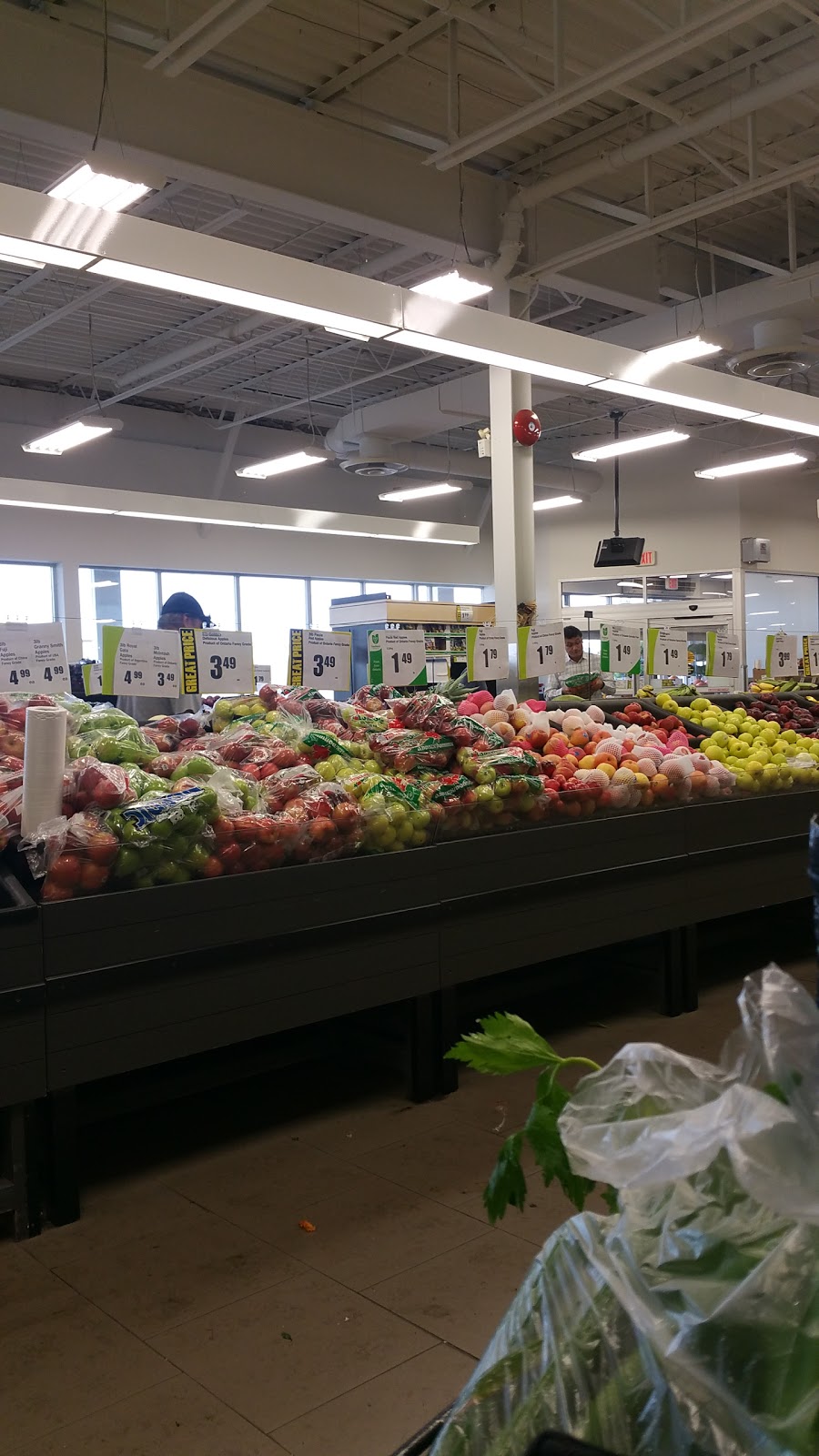 FreshCo | 2150 Robertson Rd, Nepean, ON K2H 9S1, Canada | Phone: (613) 726-8038