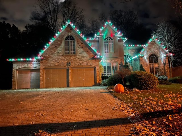 Christmas Light Hanging Truro | 731 Willow St, Truro, NS B2N 5H2, Canada | Phone: (902) 890-9423