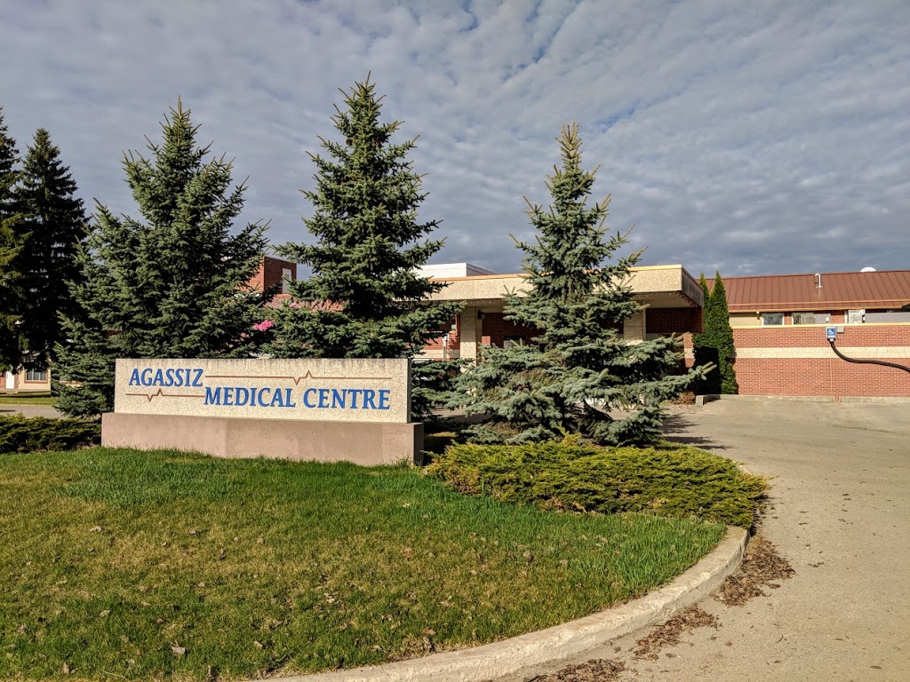 Menzies Medical Centre | 130-30 Stephen St, Morden, MB R6M 2G3, Canada | Phone: (204) 822-4474