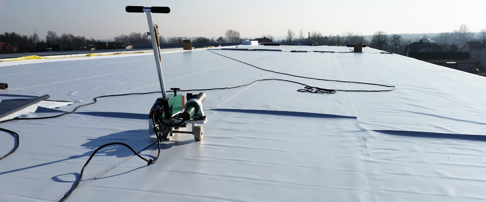 Northern Seal Flat Roofing | 18 Athlone Rd, Cambridge, ON N1R 1H8, Canada | Phone: (519) 496-3551