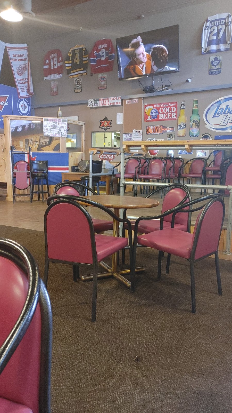 Travelling Inn | 273 Sunset Blvd, Arborg, MB R0C 0A0, Canada | Phone: (204) 376-5261