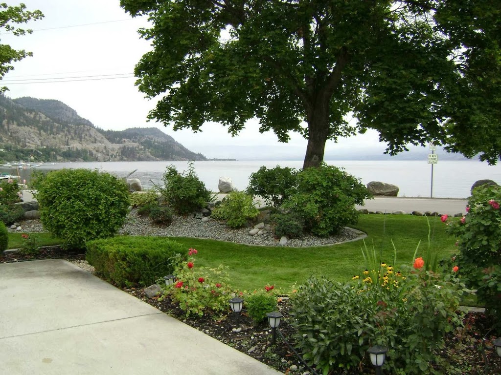 Westaways WaterWalk Bed & Breakfast | 3904 Beach Ave, Peachland, BC V0H 1X1, Canada | Phone: (250) 718-4633