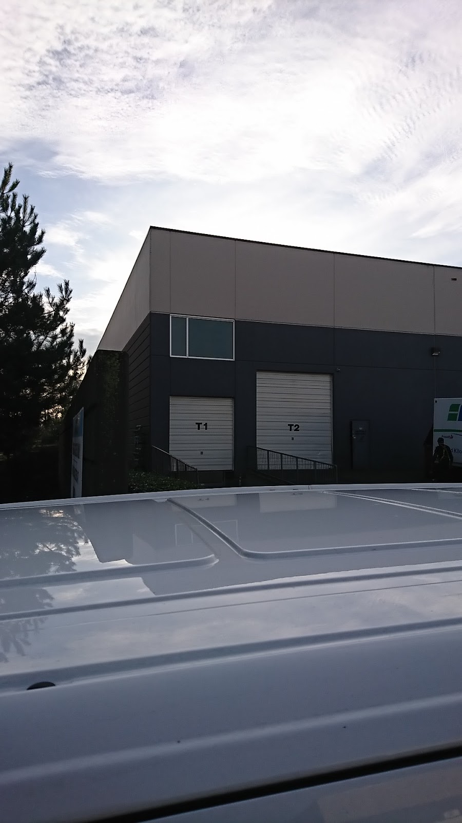 DT TIRE WAREHOUSE | Pitt Meadows, BC V3Y, Canada | Phone: (604) 465-7345