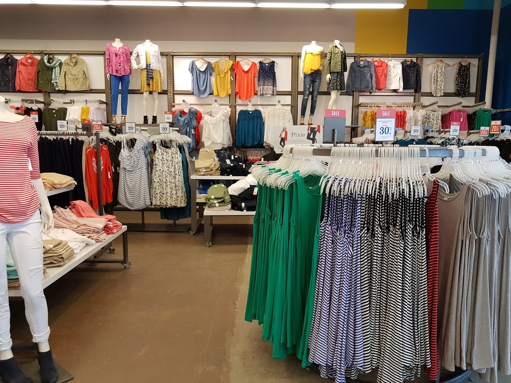 Old Navy | 1723 Preston Ave N #200, Saskatoon, SK S7N 4V2, Canada | Phone: (306) 653-4420