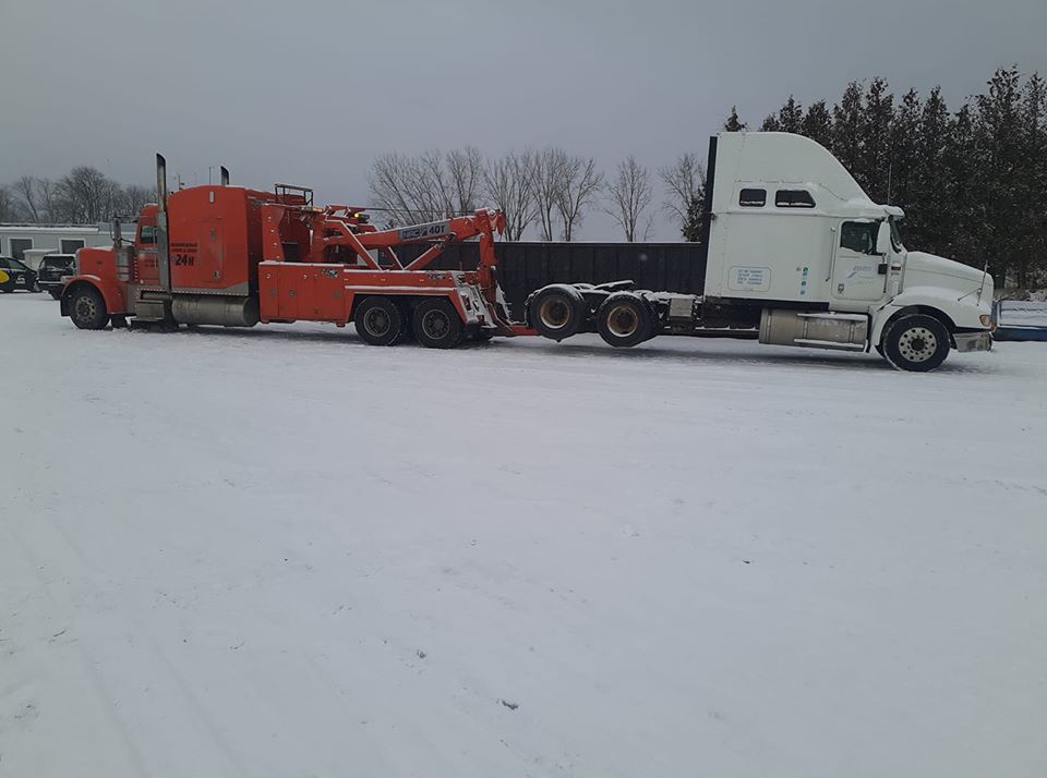 Desbiens Towing and Car Recycling | 7 Route 362, Baie-Saint-Paul, QC G3Z 2J2, Canada | Phone: (418) 240-0287