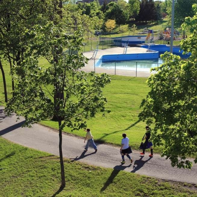 Parc Berthiaume-Du Tremblay | 4250 Boulevard Lévesque O, Laval, QC H7W 2P8, Canada | Phone: (450) 978-8972