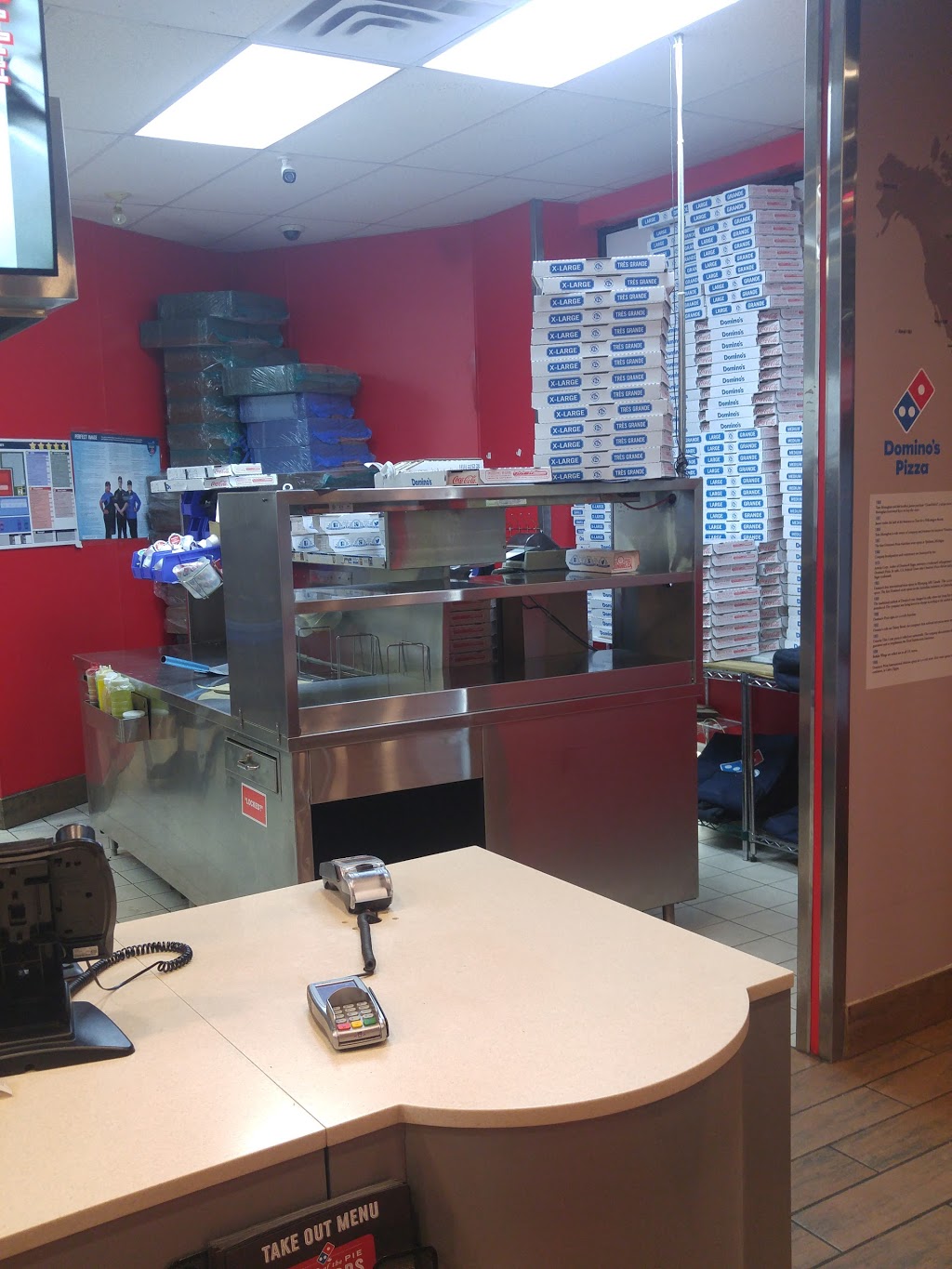 Dominos Pizza | 3405 Glen Erin Dr Unit #3, Mississauga, ON L5L 3S2, Canada | Phone: (905) 569-9900