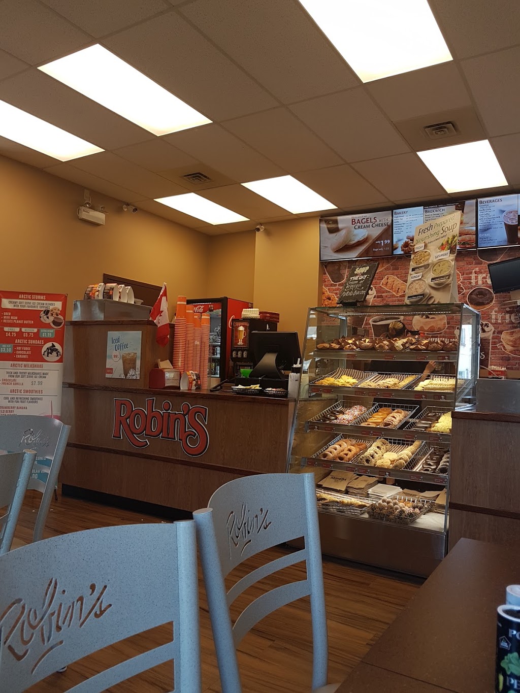 Robins Donuts | 237 Main St, Chipman, NB E4A 2H2, Canada | Phone: (506) 339-8095