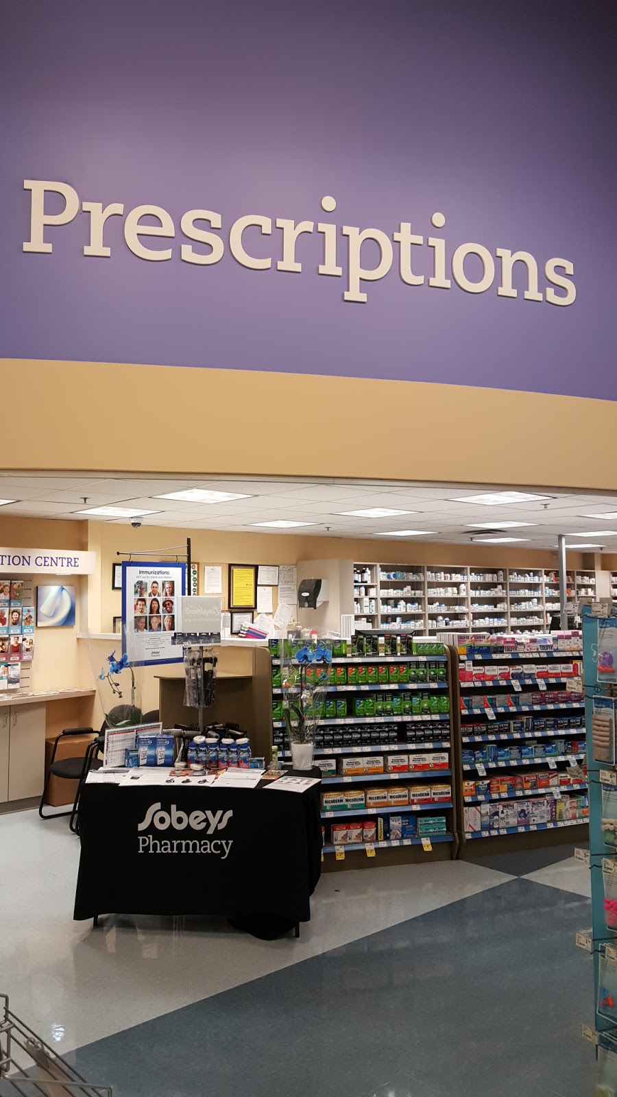 Sobeys Pharmacy Etobicoke | 125 The Queensway, Etobicoke, ON M8Y 1H6, Canada | Phone: (416) 259-5114