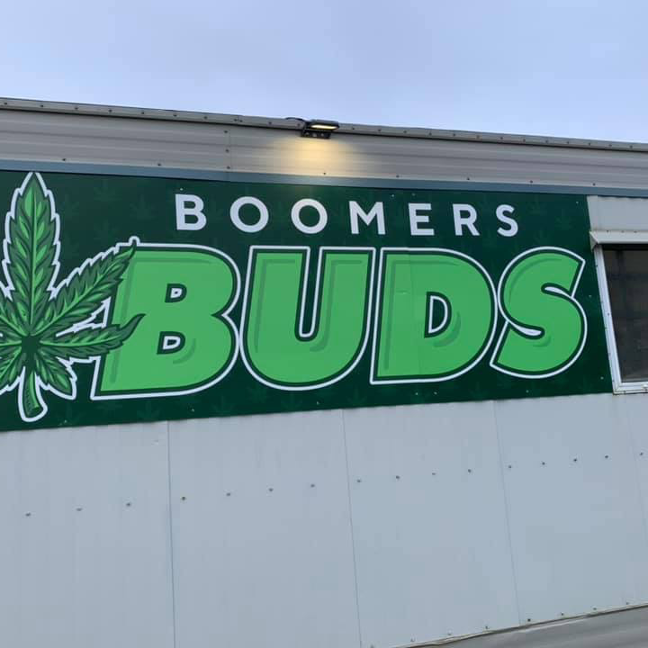 Boomers Buds | 1046 Chief Louis Way, Kamloops, BC V2H 1J8, Canada | Phone: (236) 425-2244