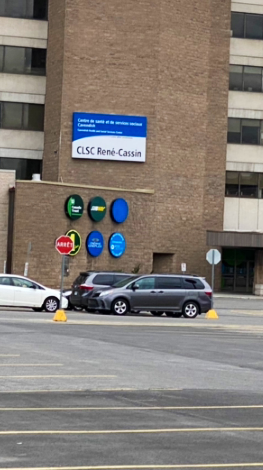 CLSC René-Cassin | 5800 Boul Cavendish, Côte Saint-Luc, QC H4W 2T5, Canada | Phone: (514) 484-7878